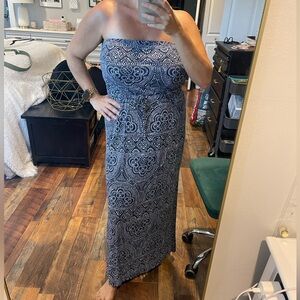 Old navy strapless dress navy blue